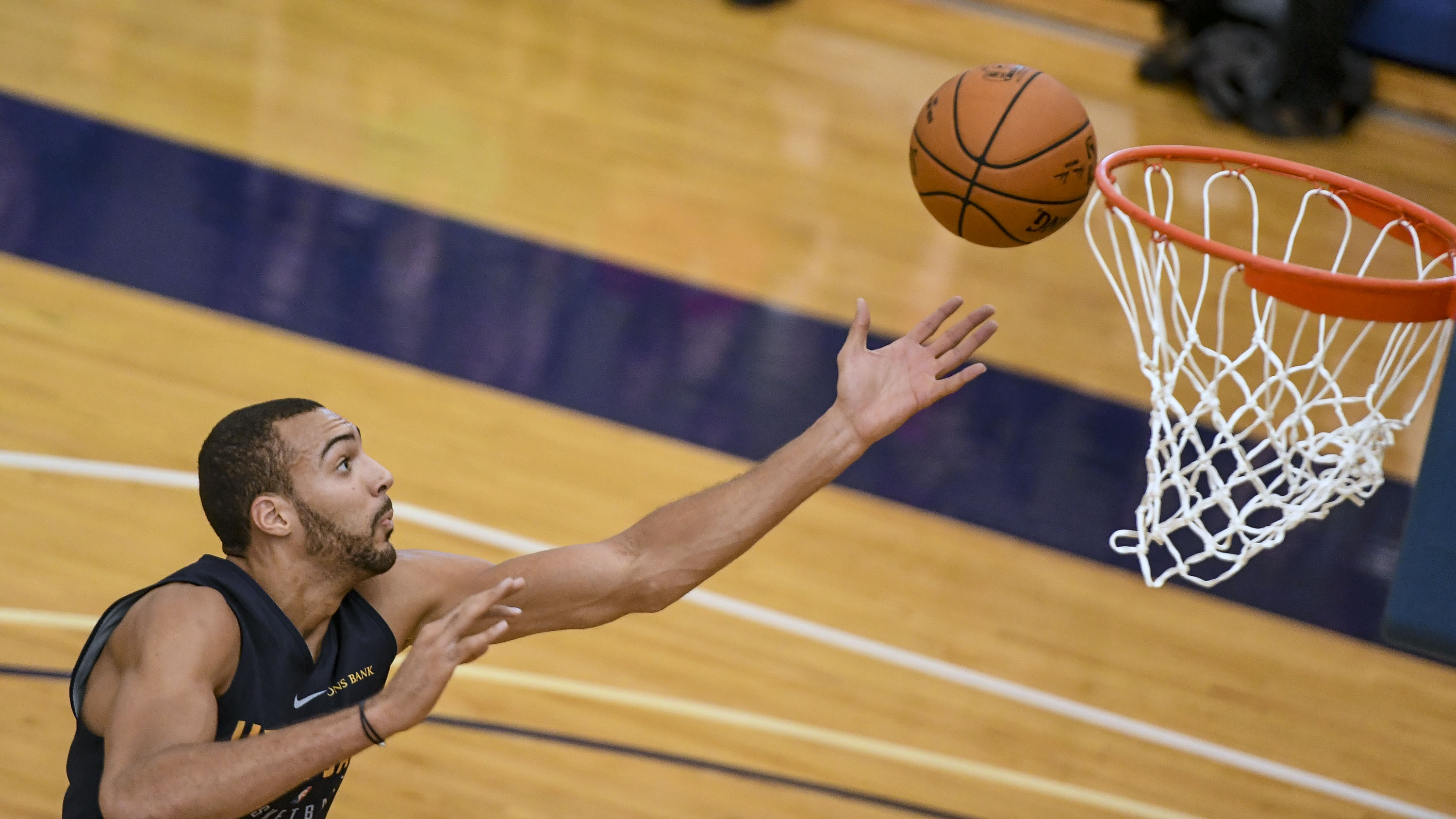 ×ª××¦××ª ×ª××× × ×¢×××¨ âªrudy gobertâ¬â