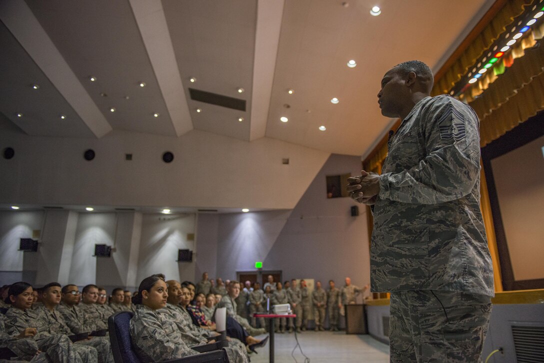 PACAF Command Chief Visits Yokota