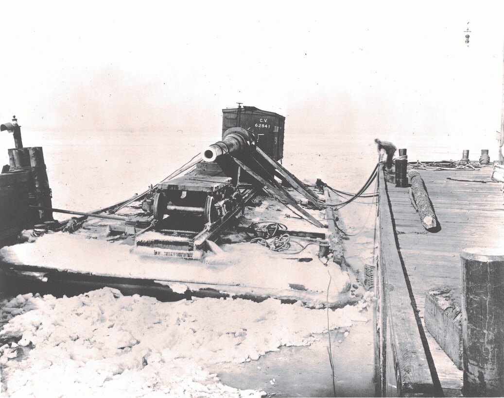 IMAGE: Gun on Barge at Dahlgren dock