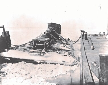 IMAGE: Gun on Barge at Dahlgren dock