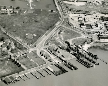 IMAGE: 03/31/1955
AEROGRAPHIC HISTORY: Oblique angle of Naval Proving Ground, Old Wharf district.