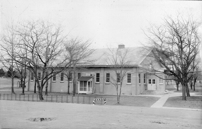 IMAGE: 01/17/1950
NPG BUILDING HISTORY: Exterior of Dahlgren Theater