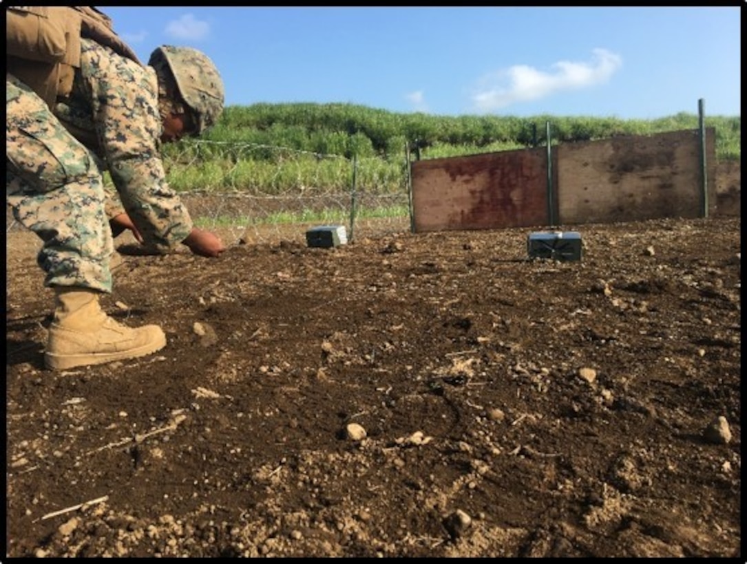 Combat Engineers employ explosive obstacles aboard CATC-Fuji