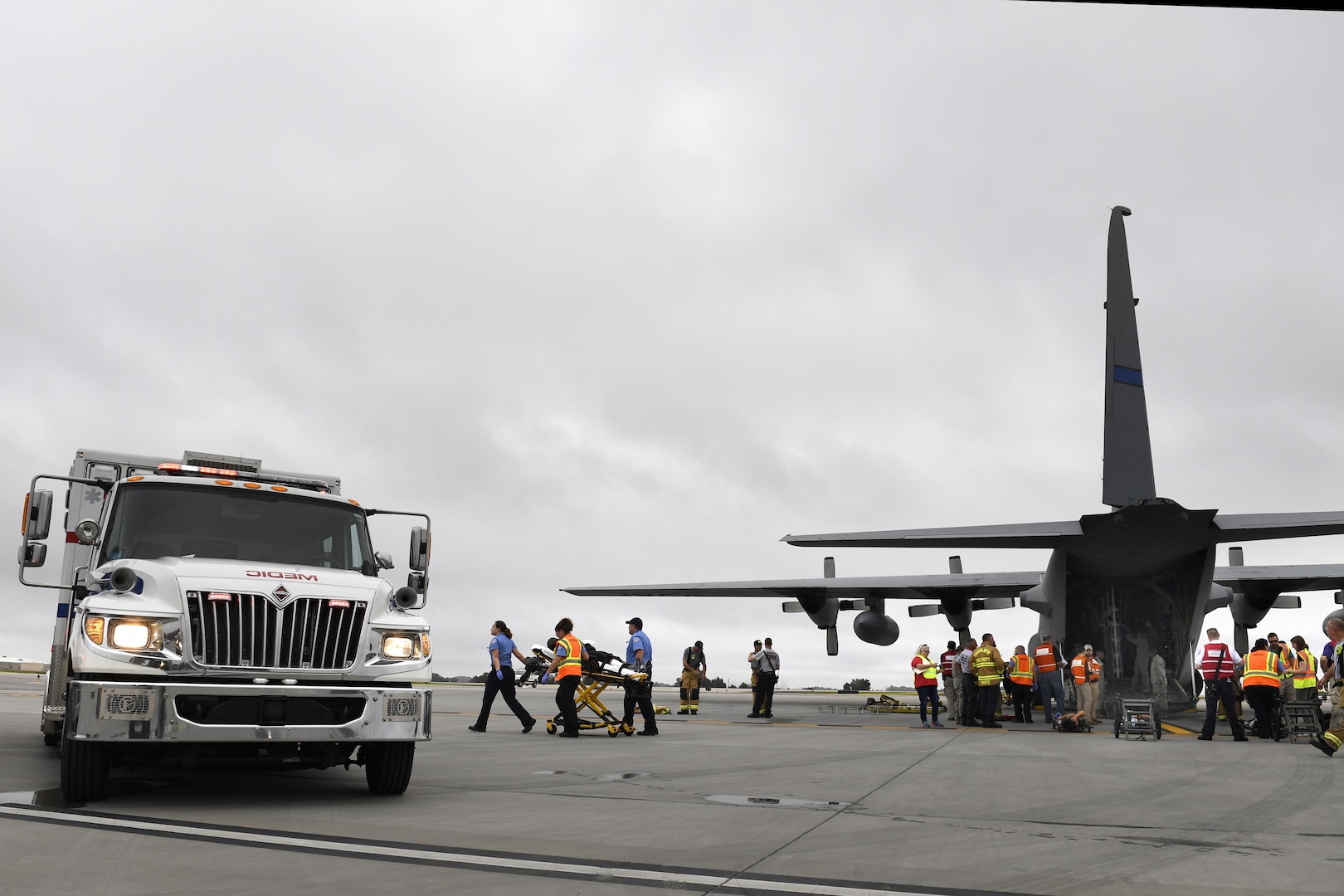 Crews practice in NC aircraft disaster drill