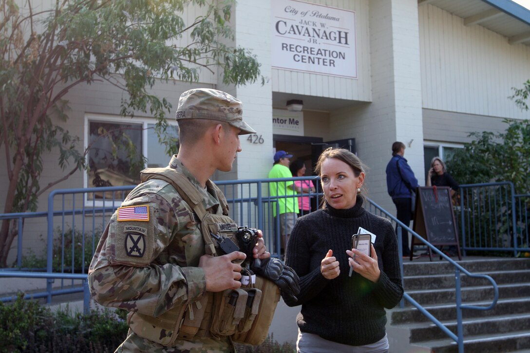 Guard helps at Calif. fire evacuation center