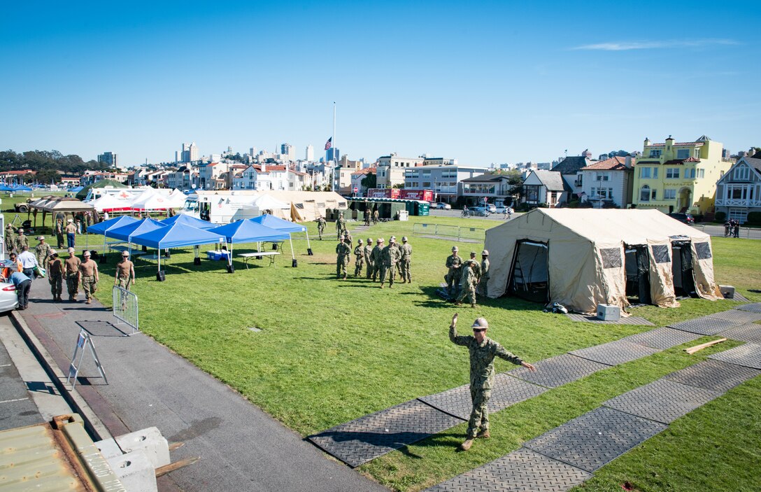 171005-N-KK081-646.jpg