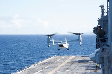 U.S. Marines and Sailors with Marine Medium Tiltrotor Squadron 162 (Reinforced), 26th Marine Expeditionary Unit (MEU), depart the amphibious assault ship USS Kearsarge (LHD 3) via MV-22B Osprey aircraft after supporting hurricane relief efforts in the Caribbean Sea, Oct. 14, 2017.