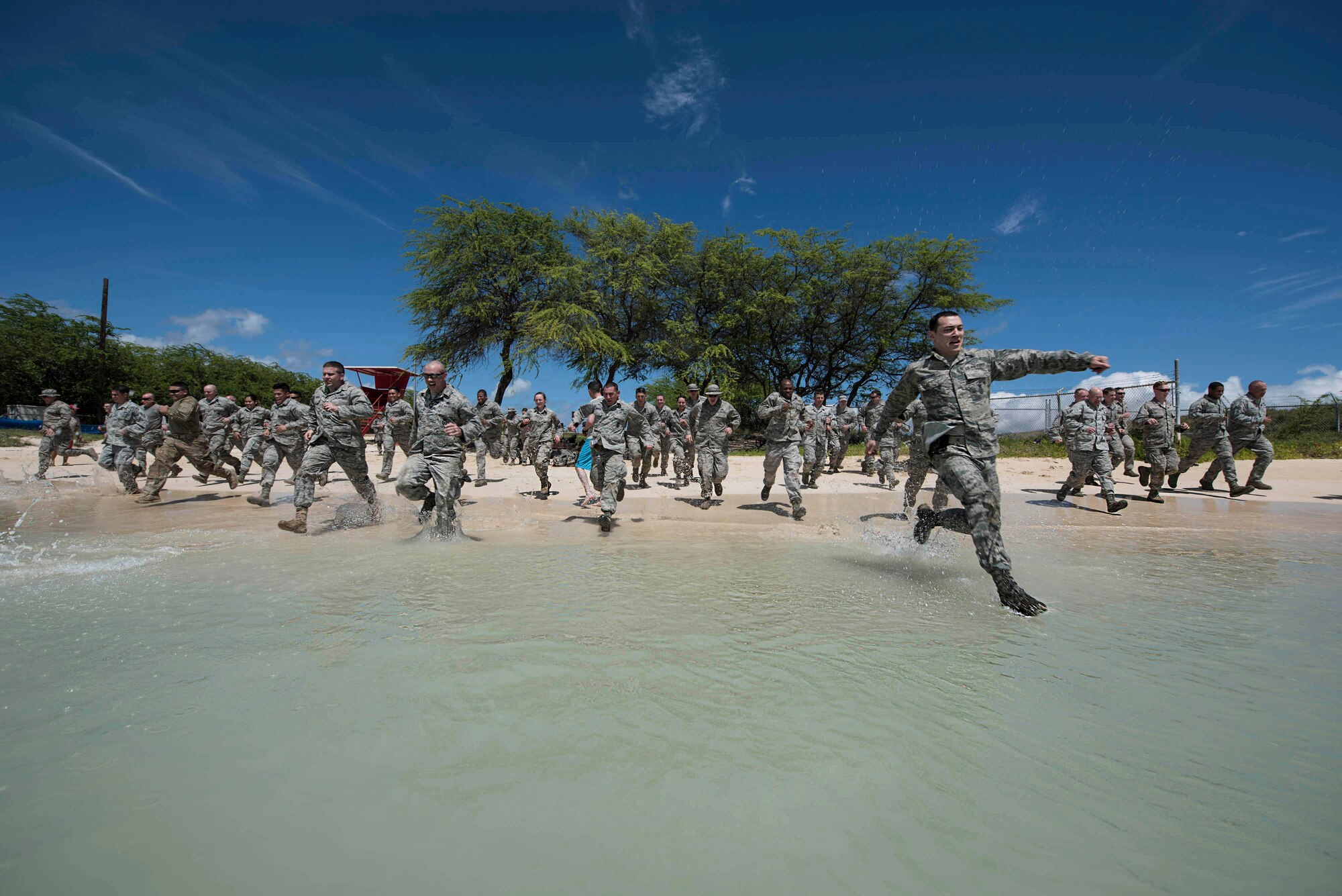 141st SFS trains for jungle warfare in Hawaii