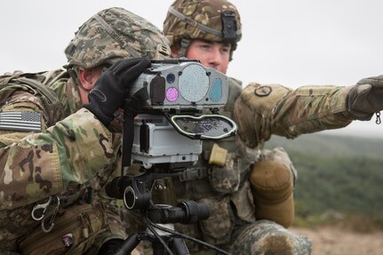 Rugged Alaska terrain sees Field Artillery Soldiers test new laser targeting system