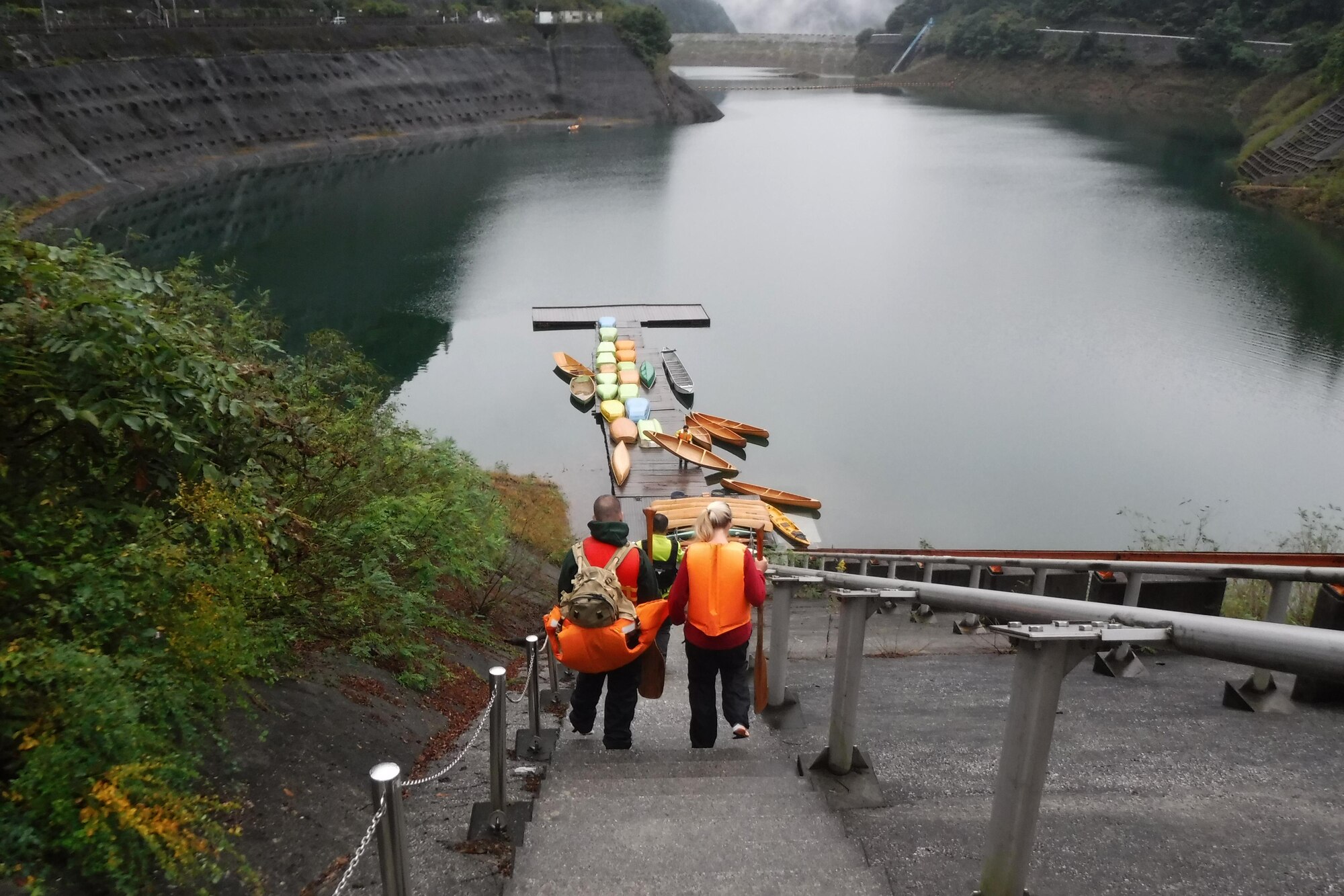 Outdoor Recreation takes Airmen canoeing