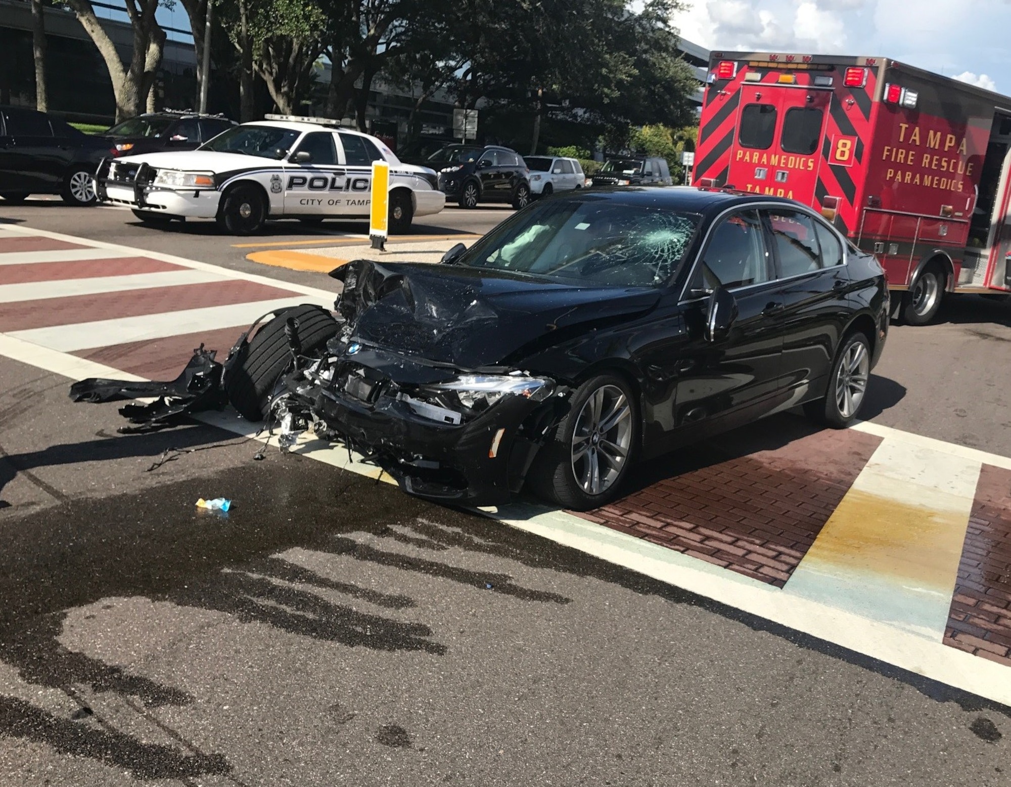 Maj. Robert Simmons, 45th Aeromedical Evacuation Squadron, Medical Service Corps Officer, MacDill Air Force Base, Fla., was on his way home after the July Unit Training Assembly, when he witnessed a crash that left one victim with life threatening injuries. Thankfully for the victim, Simmons was there to provide life-saving medical care. (Courtesy photo)