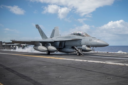 (U.S. Navy photo by Mass Communication Specialist 3rd Class Spencer Roberts/Released)