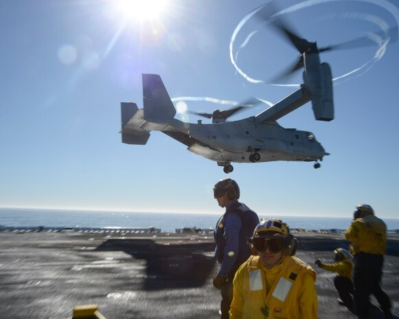 (U.S. Navy photo by Mass Communication Specialist 3rd Class Chandler Harrell/Released)