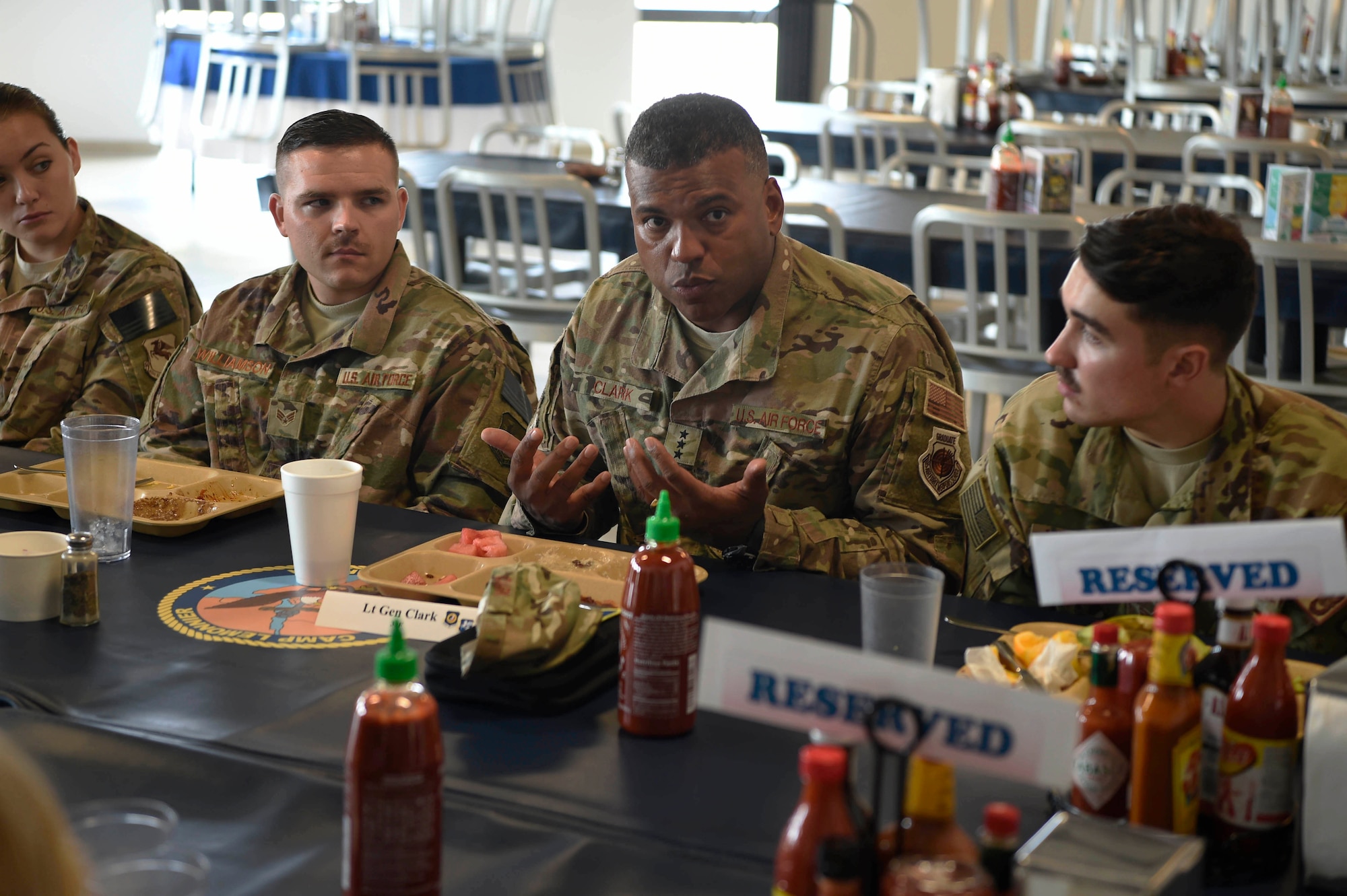 3rd AF commander eats breakfast with 449th Air Expeditionary Group Airmen
