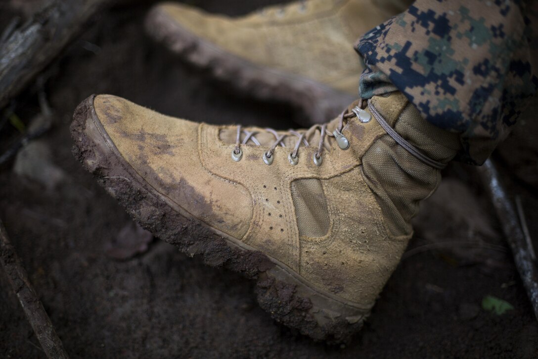 Corps reaches final stages of tropical boots, uniform testing