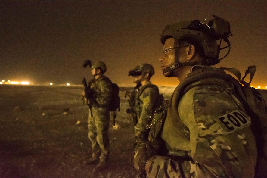 EOD technicians conduct night counter-IED training