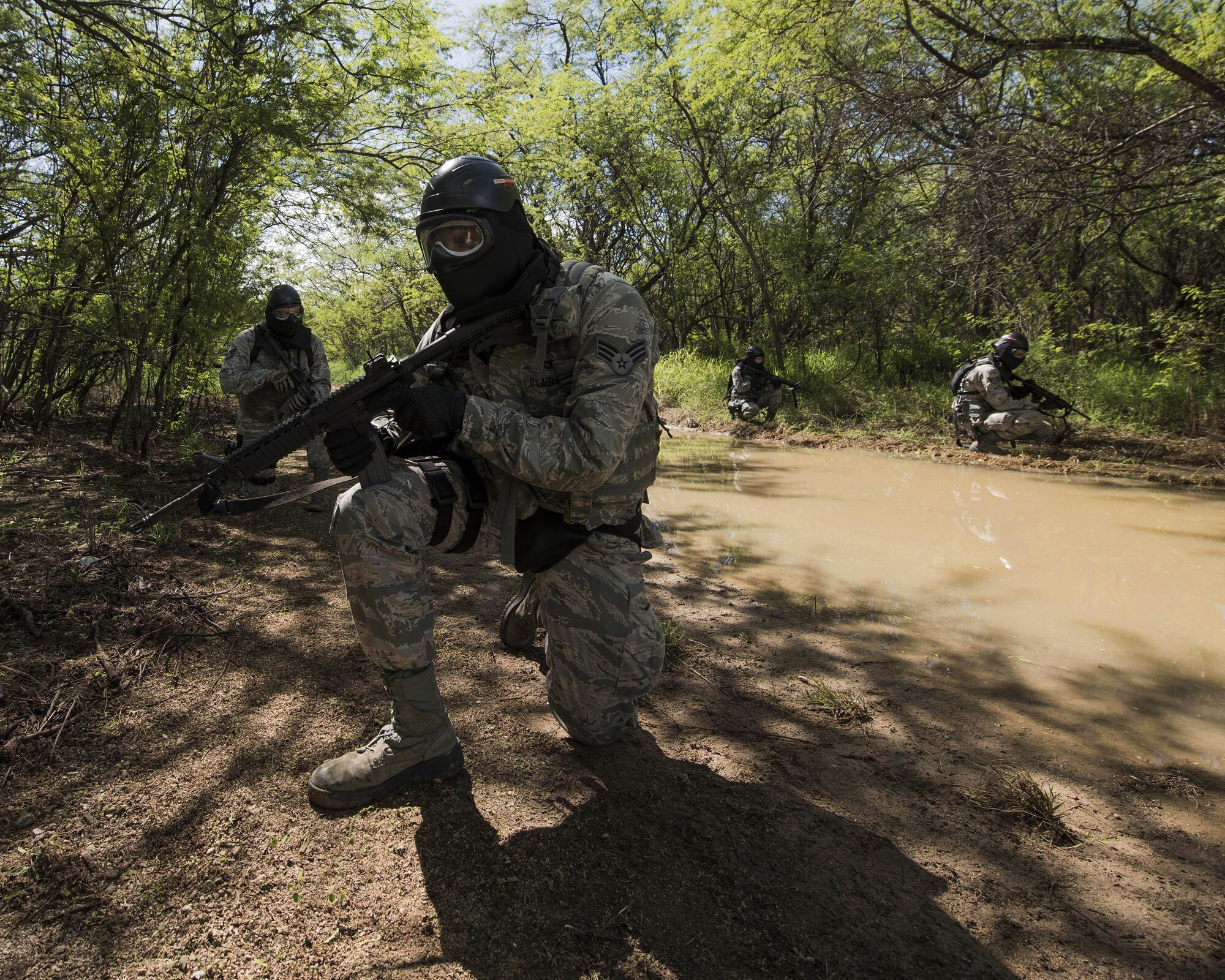 141st SFS trains for jungle warfare in Hawaii