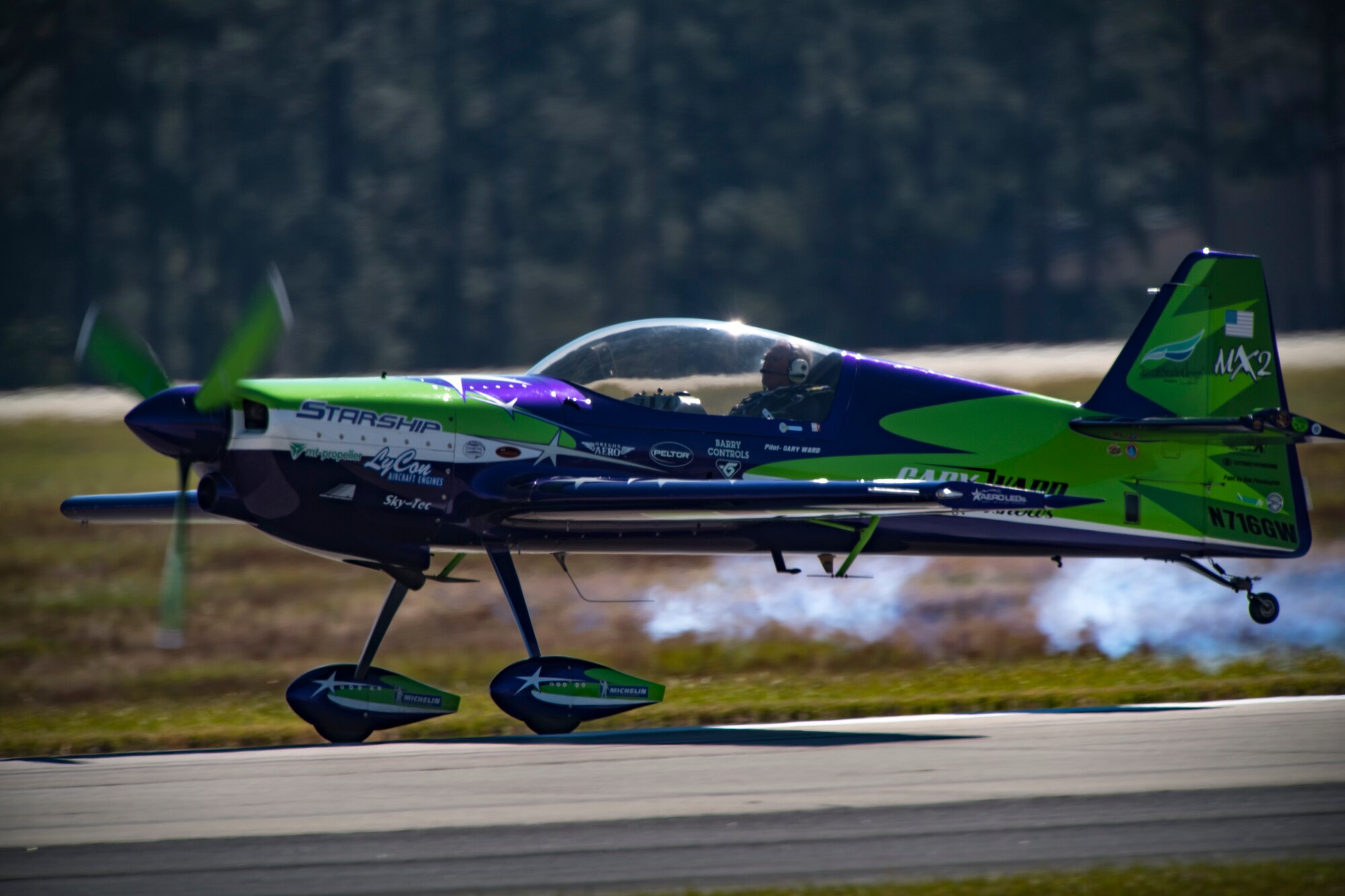 Gary Ward lands an MX2 during the Thunder Over South Georgia Air Show, Oct. 29, 2017. Thunder Over South Georgia 2017 is part of the Air Force’s 70th Air Force Birthday celebration demonstrating air and space power over the ages. (U.S. Air Force photo by Senior Airman Daniel Snider)