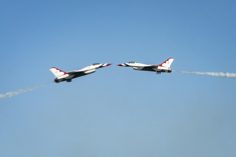 The U.S. Air Force Thunderbirds Flight Demonstration Team soars above Moody Air Force Base during the Thunder Over South Georgia Air Show, Oct. 29, 2017. The Thunderbirds, based out of Nellis Air Force Base, Nev., are the Air Force’s premier aerial demonstration team, performing at air shows and special events worldwide. (U.S. Air Force photo by Senior Airman Janiqua P. Robinson)