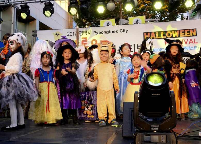 Pyeongtaek City Halloween Festival > Osan Air Base ...