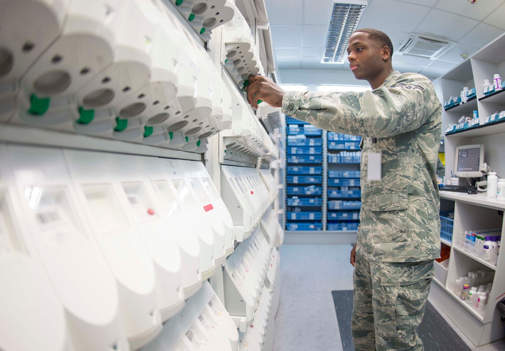 Airman 1st Class Jasiah Sellars, 86th Medical Squadron Pharmacy apprentice, counts medication for a prescription on Ramstein Air Base, Germany, Oct. 25, 2017.