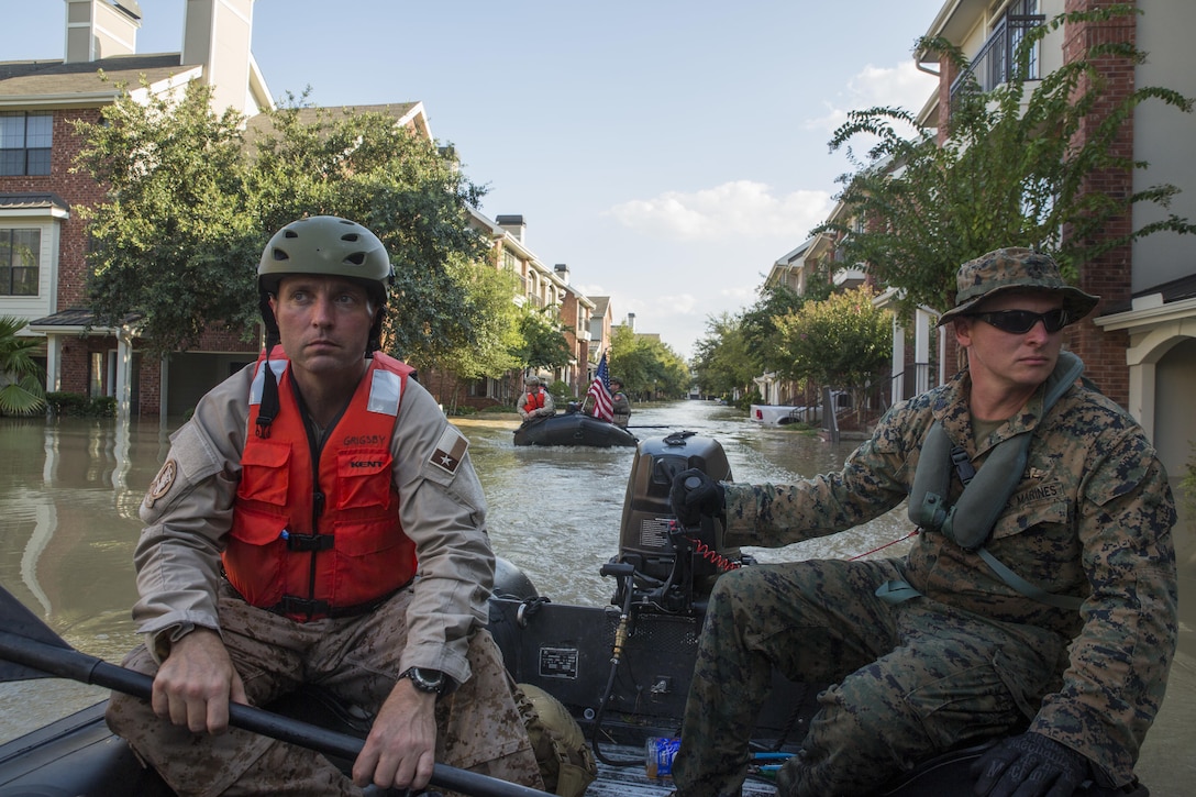 4th Reconnaissance Marines support rescue efforts in wake of Hurricane Harvey