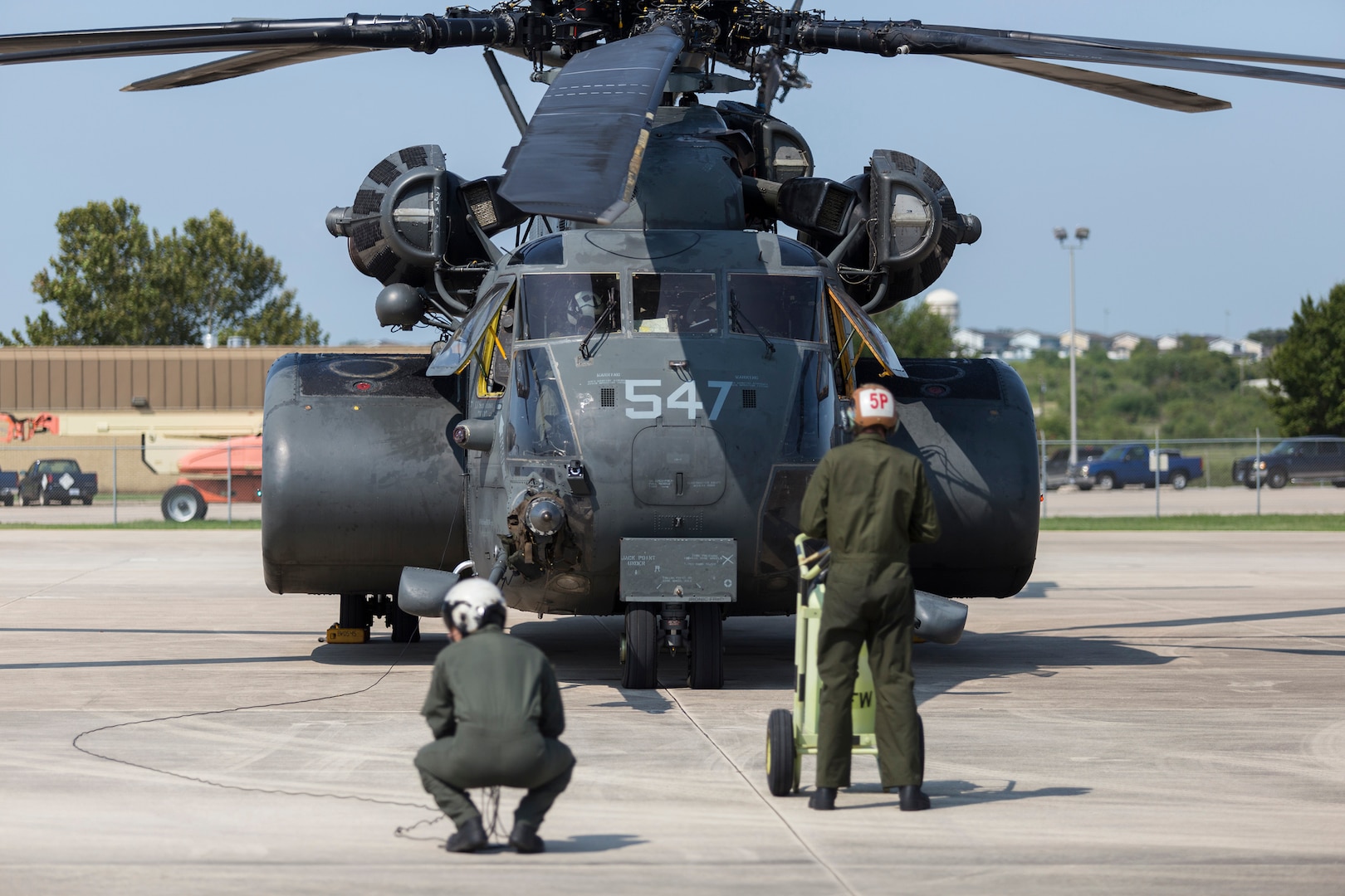 A MH-53E Sea Dragon with Helicopter Mine Countermeasures Squadron for Hurricane Harvey relief missions