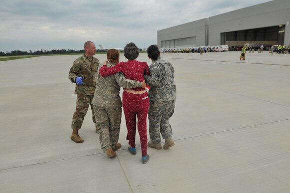 Army Reserve Aviation Command helps evacuate Nursing Home during aftermath of Hurricane Harvey