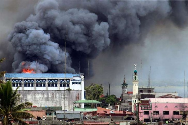 In June 2017, the Philippine Air Force conducted airstrikes against militant groups in Marawi City.