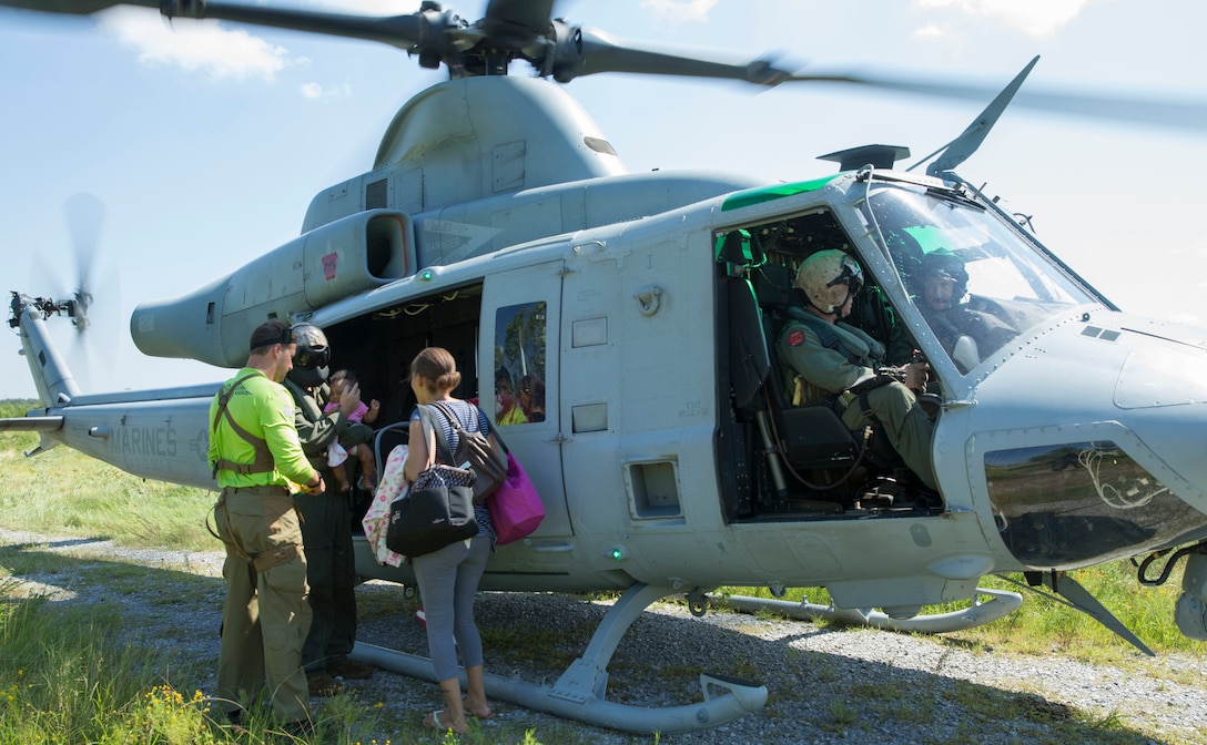 Marines with Marine Forces Reserve help out victims of Hurricane Harvey