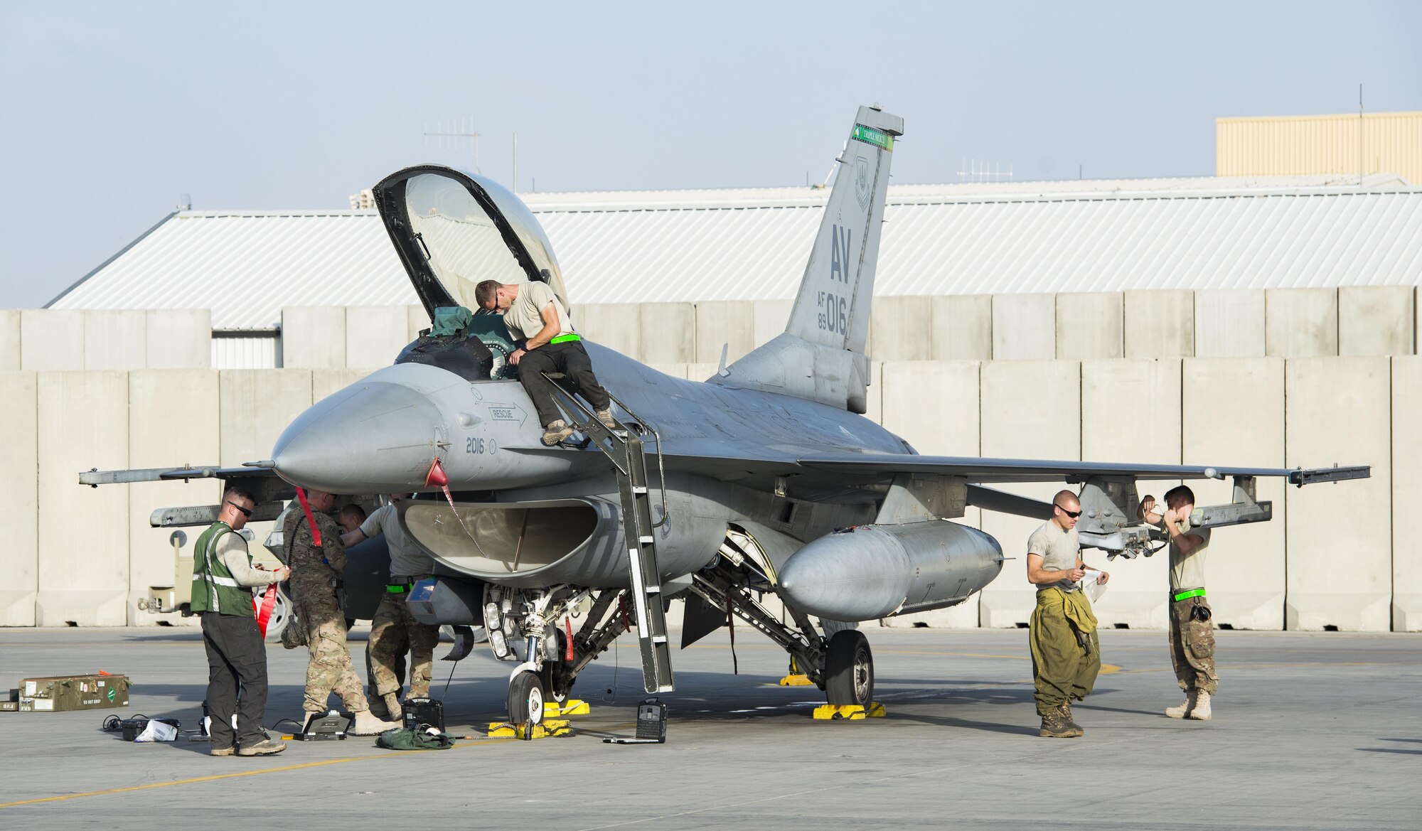 Bagram adds additional F-16s