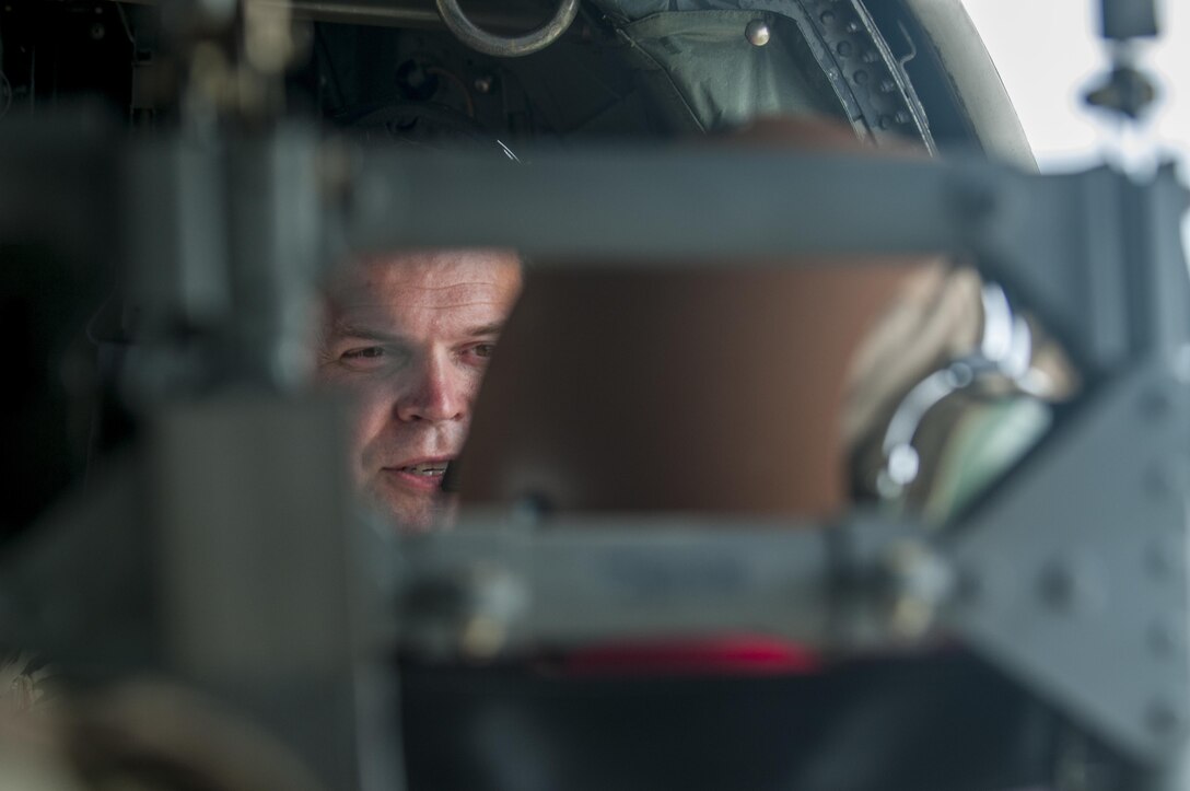 U.S. Army Reserve aviators respond to Hurricane Harvey