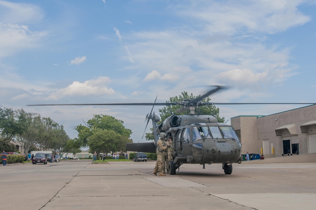 U.S. Army Reserve aviators respond to Hurricane Harvey