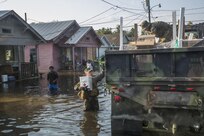 14th Marines and MWSS-473 transport supplies to Hurricane relief efforts