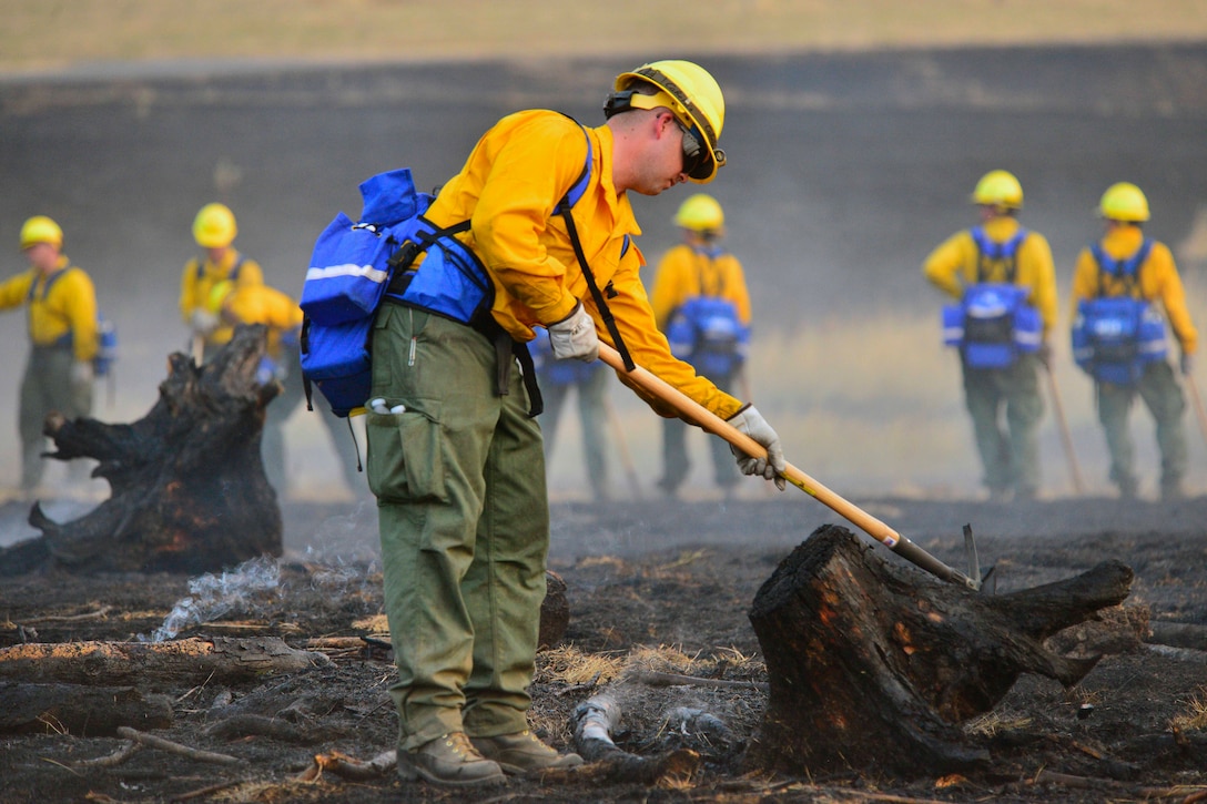 An Oregon Army National Guardsman participates in a firefighting training