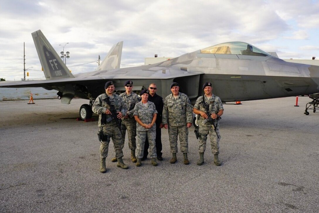 SFS aid Canadian air show