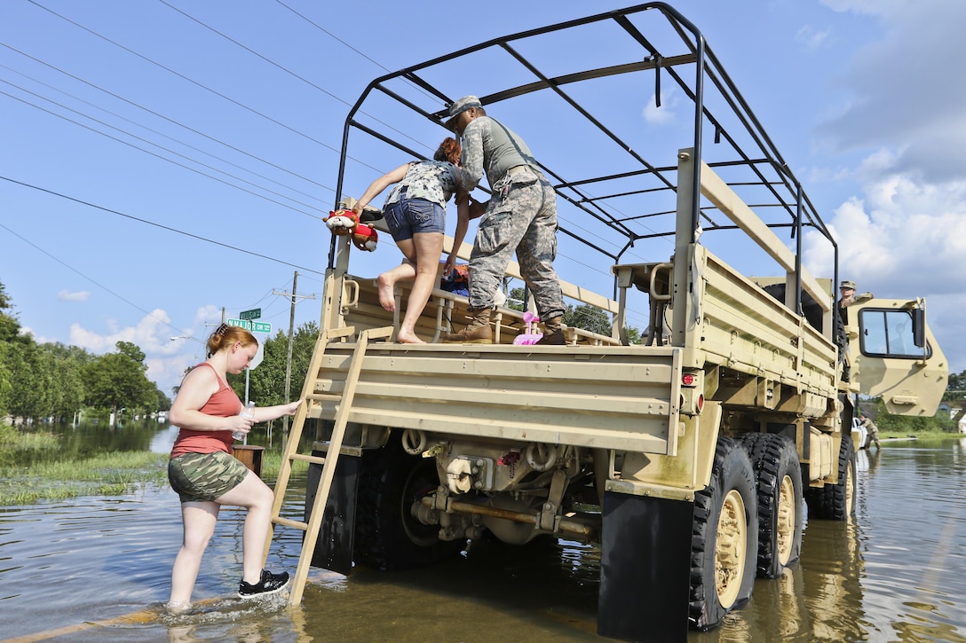 373rd CSSB Conducts High Water Rescue Missions