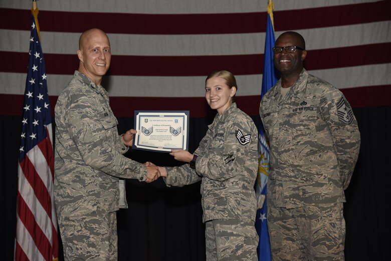 Airman receives certificate