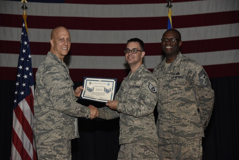 Airman receives certificate