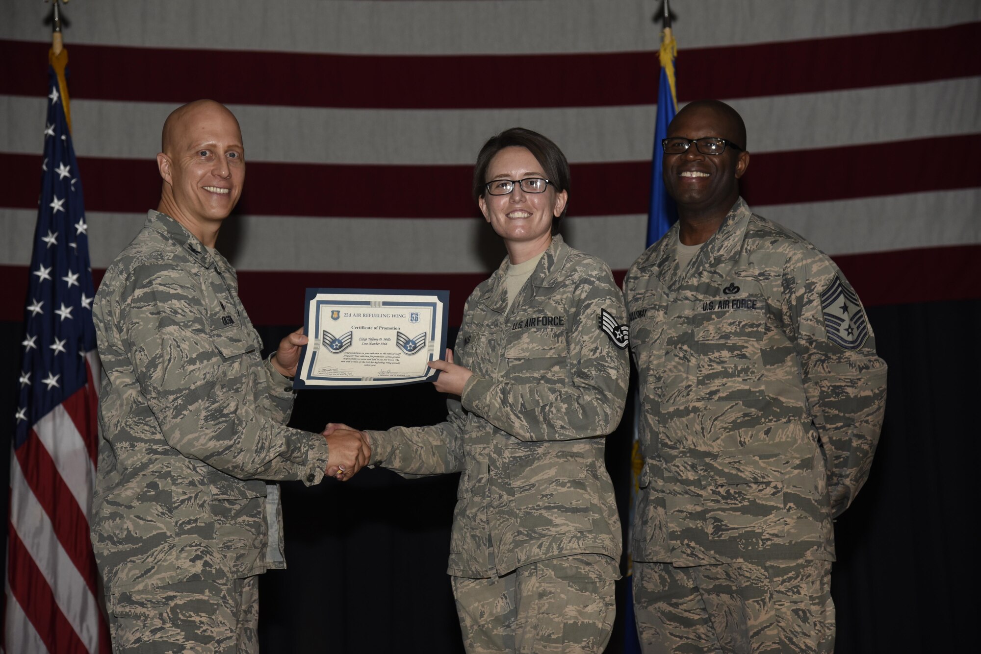 Airman receives certificate