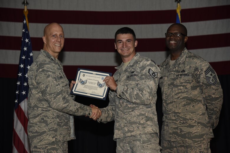 Airman receives certificate