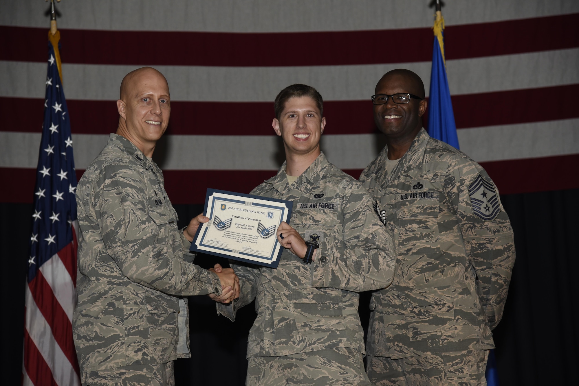 Airman receives certificate