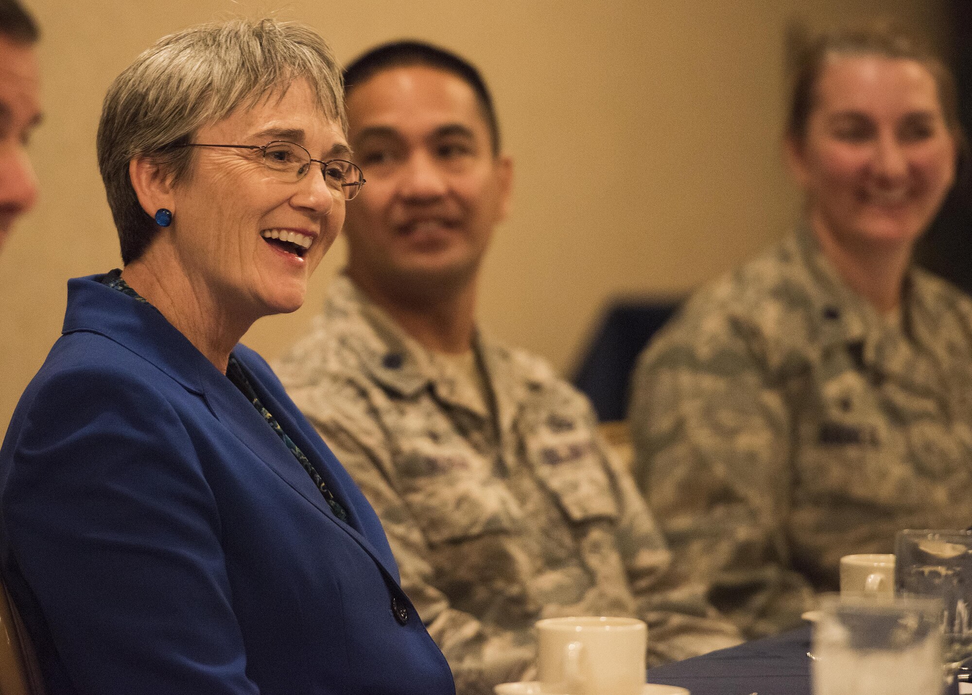 Secretary of the Air Force Heather Wilson speaks with squadron commanders at Minot Air Force Base, N.D., Sept. 7, 2017. This was Wilson’s first visit to America’s only dual-wing, nuclear-capable military installation as SECAF.
(U.S. Air Force photo/Senior Airman J.T. Armstrong)