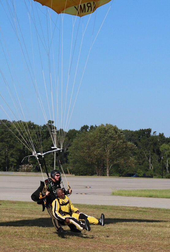 Army Reserve Tandem Jump Camp