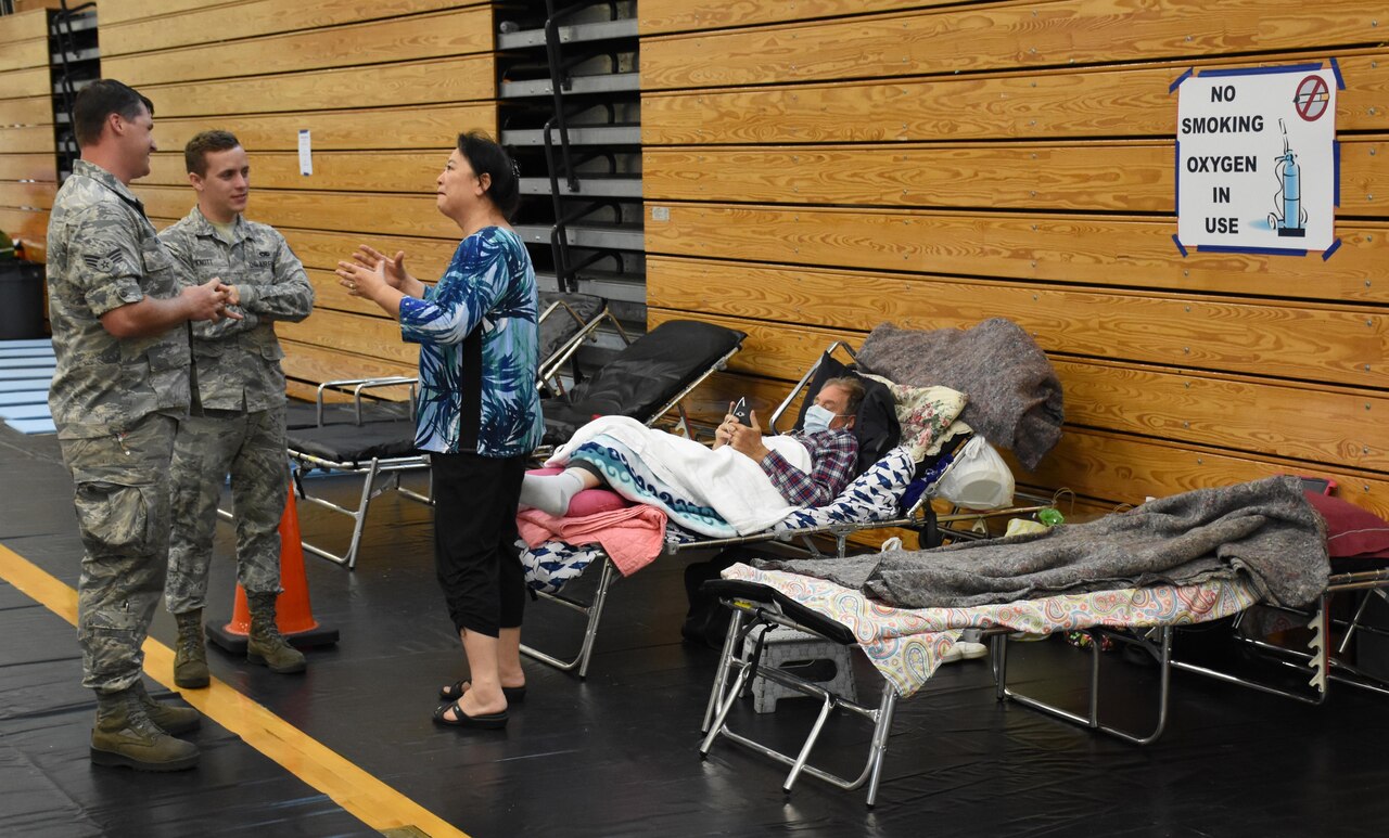 Guard members at special-needs shelter in Florida