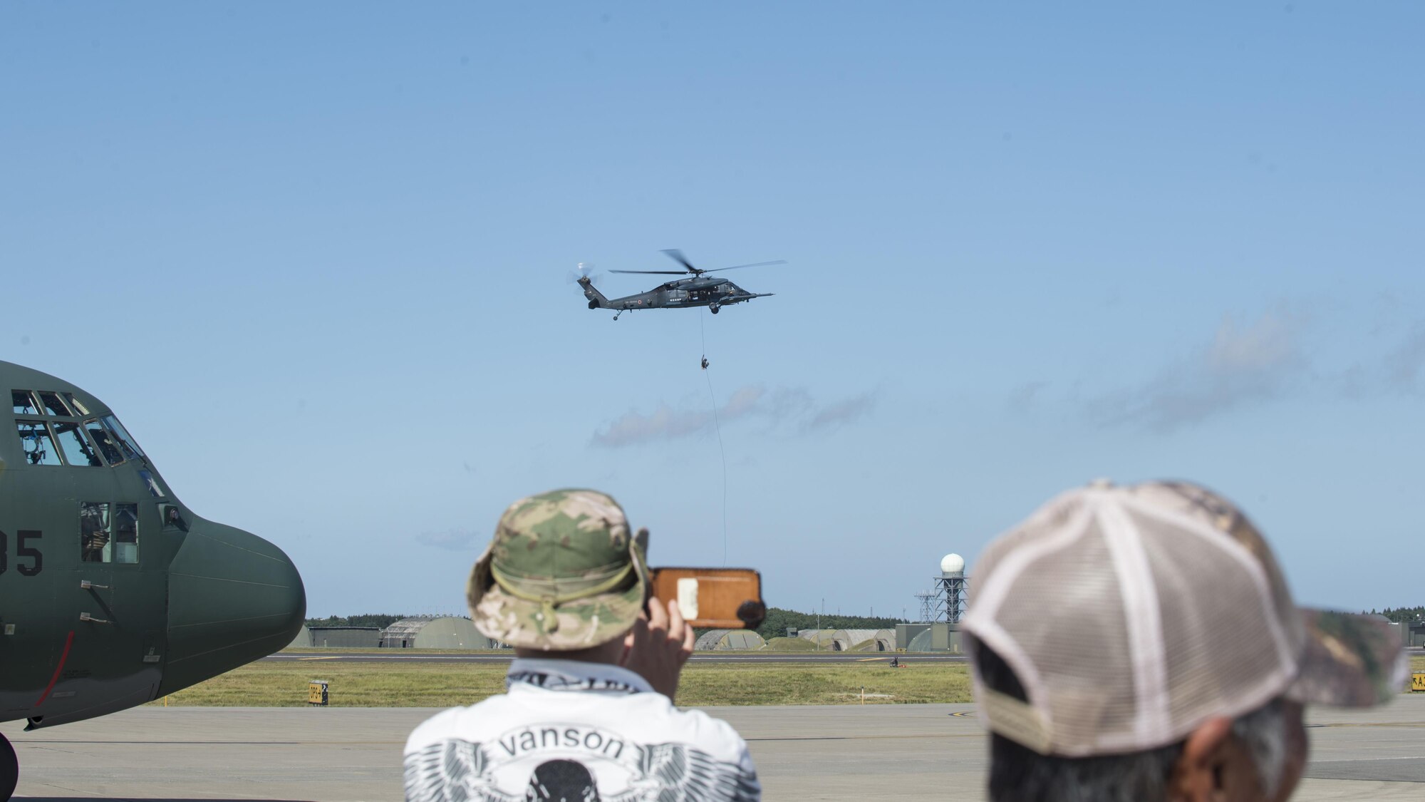 UH-60J Black Hawk rescue team