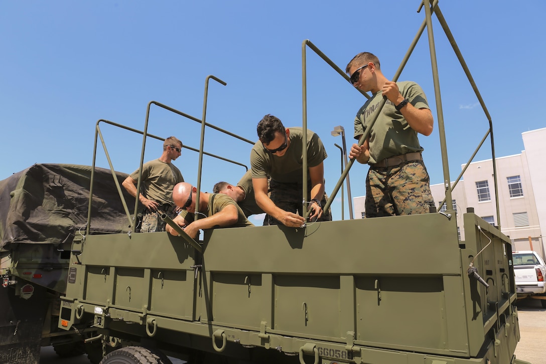 Marine Corps Reserve Units prepare for Hurricane Irma
