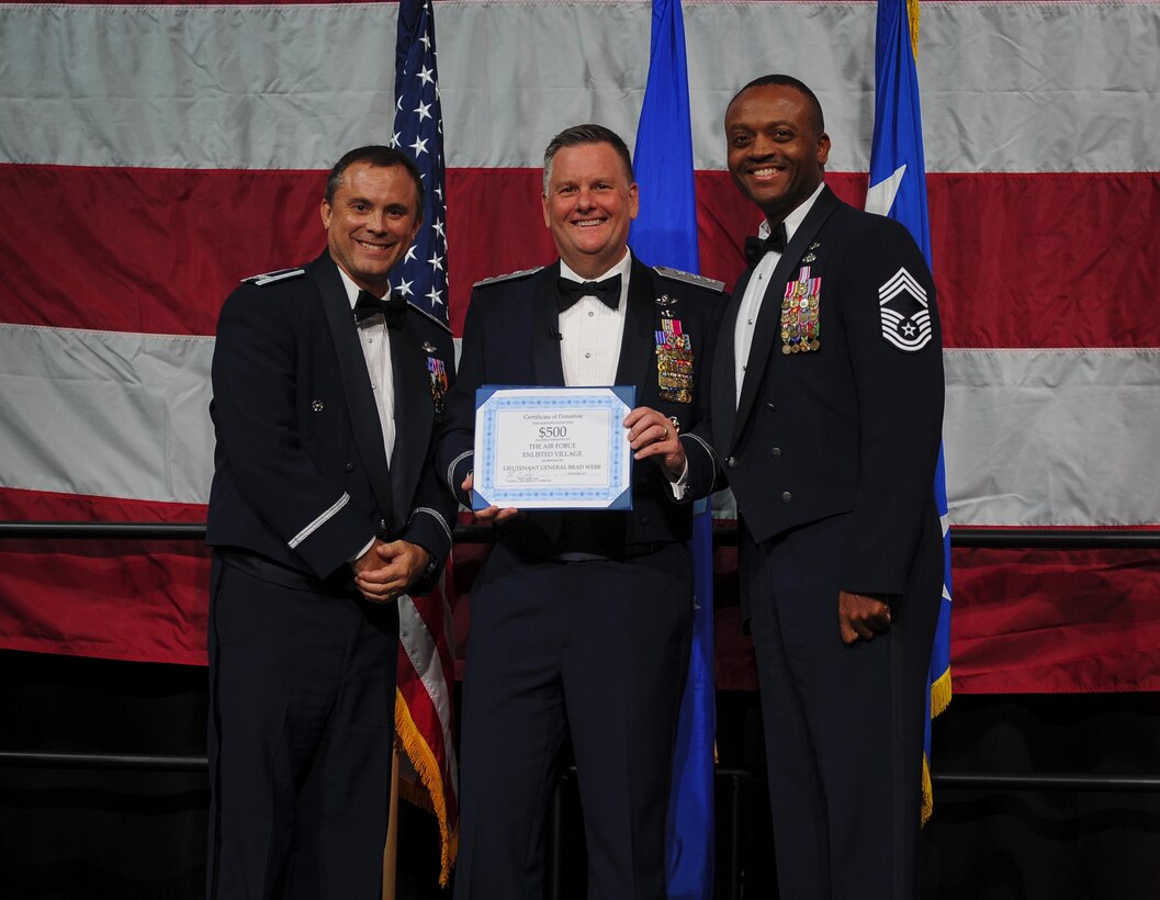 1st SOW hosts Air Force Ball