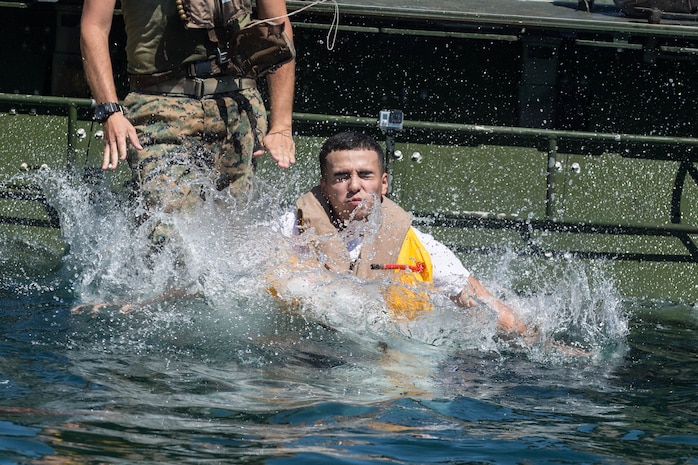 (U.S. Marine Corps photo by Lance Cpl. Roxanna Gonzalez)