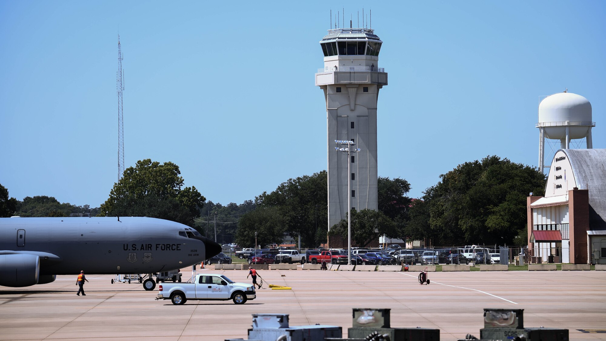 Barksdale Provides Shelter for Evacuated Airmen, Aircraft
